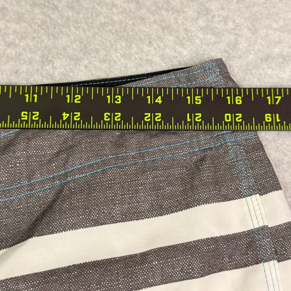 ONeill Mens Striped Board Shorts Blue Grey Size 31 Swim Trunks Cargo Pocket